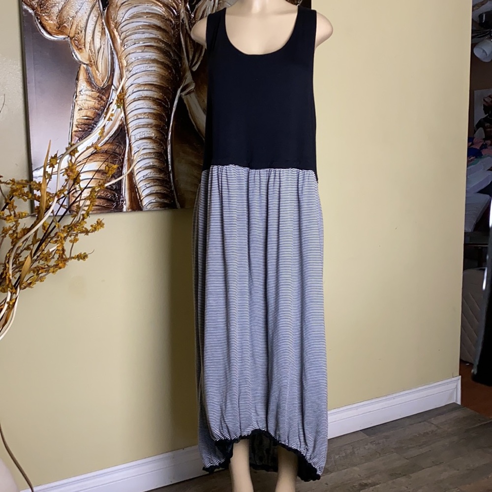 Plus size black and white maxi dress